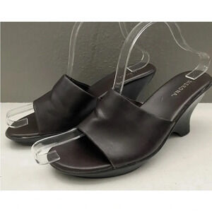 Merona Women's  Brown Leather Sandals Wedge Size 7M Good condition Summer